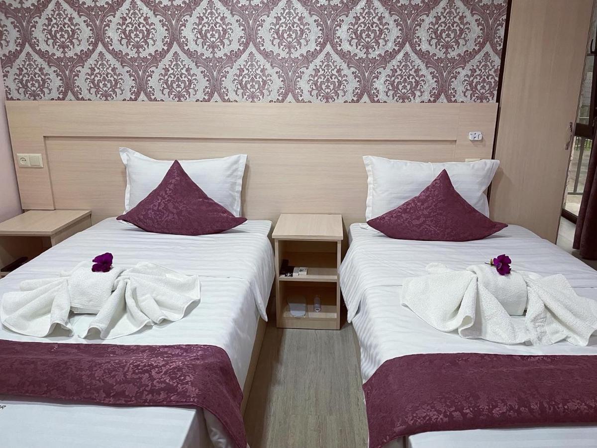 Kamar Hotel Idschewan Exterior foto