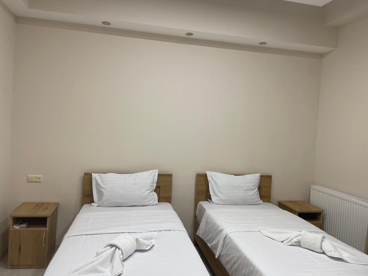 Kamar Hotel Idschewan Exterior foto