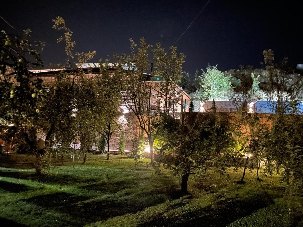 Kamar Hotel Idschewan Exterior foto