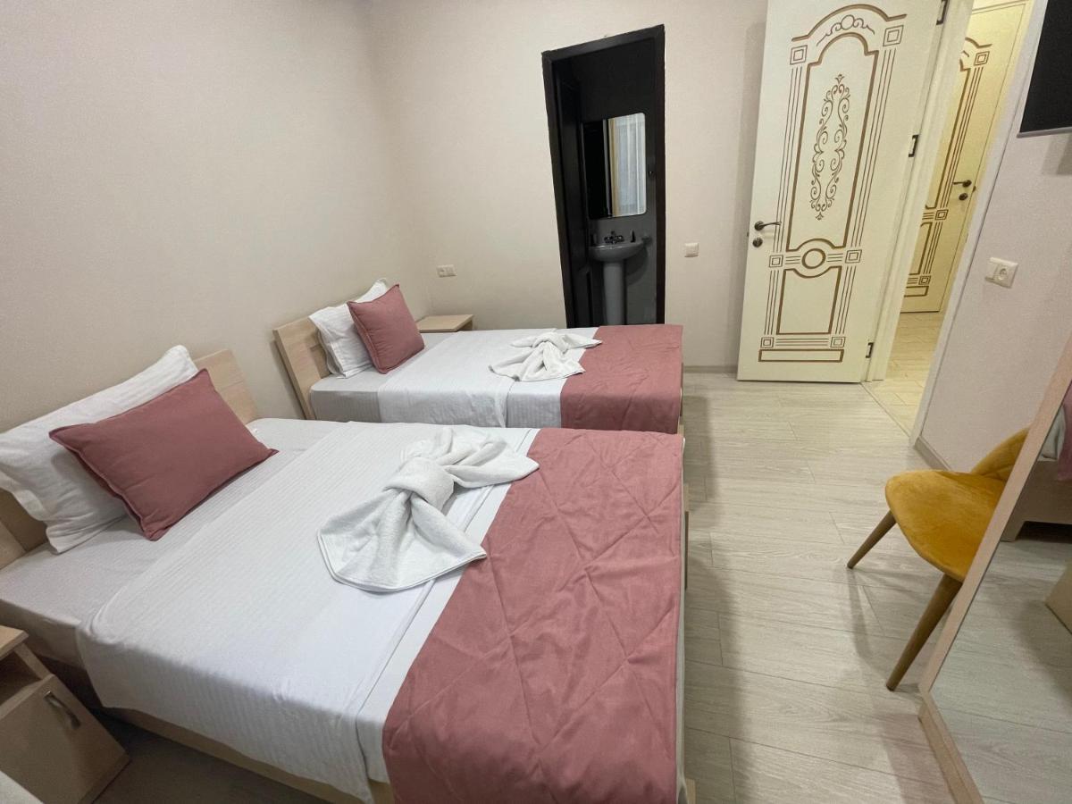 Kamar Hotel Idschewan Exterior foto